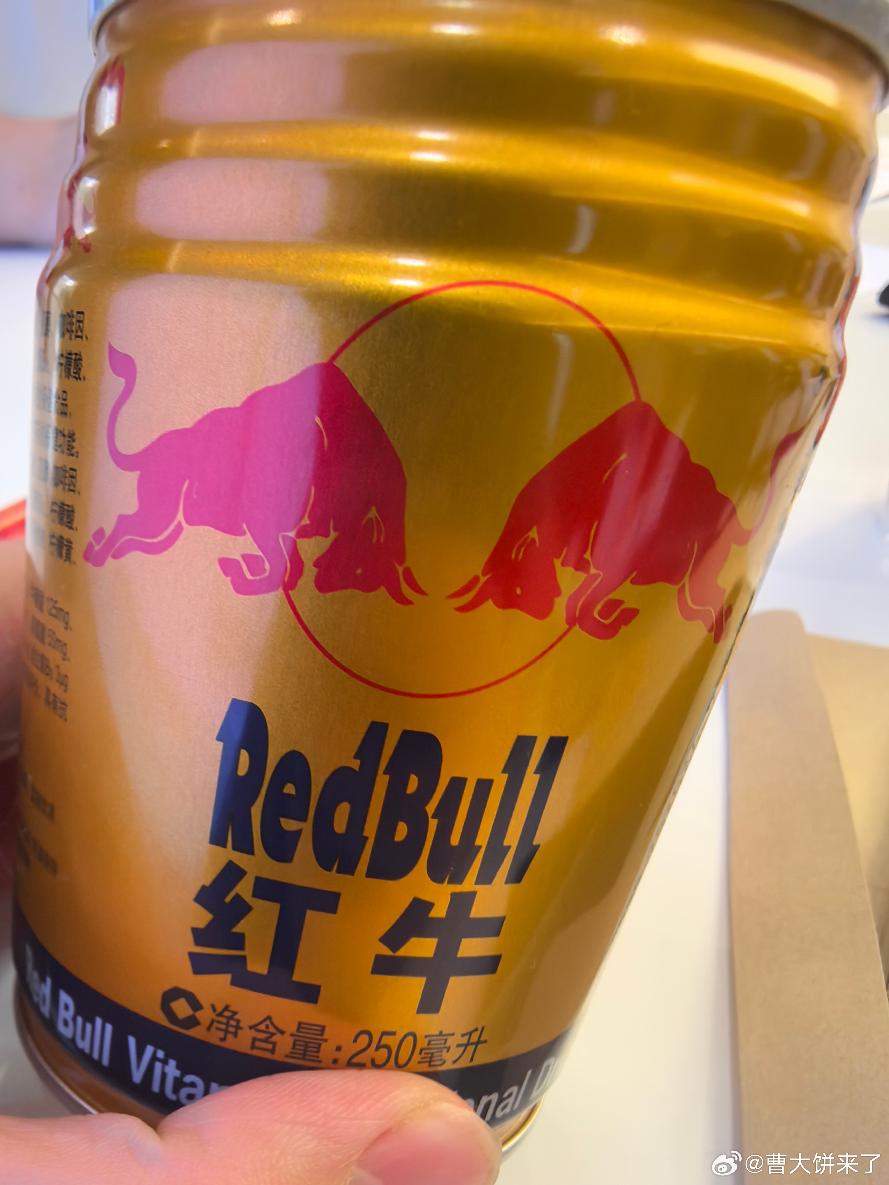 忙碌的星期五哇，从2点到现在就靠这三件套续着呢，T﹏T眼泪流下来啦✧٩(ˊωˋ*