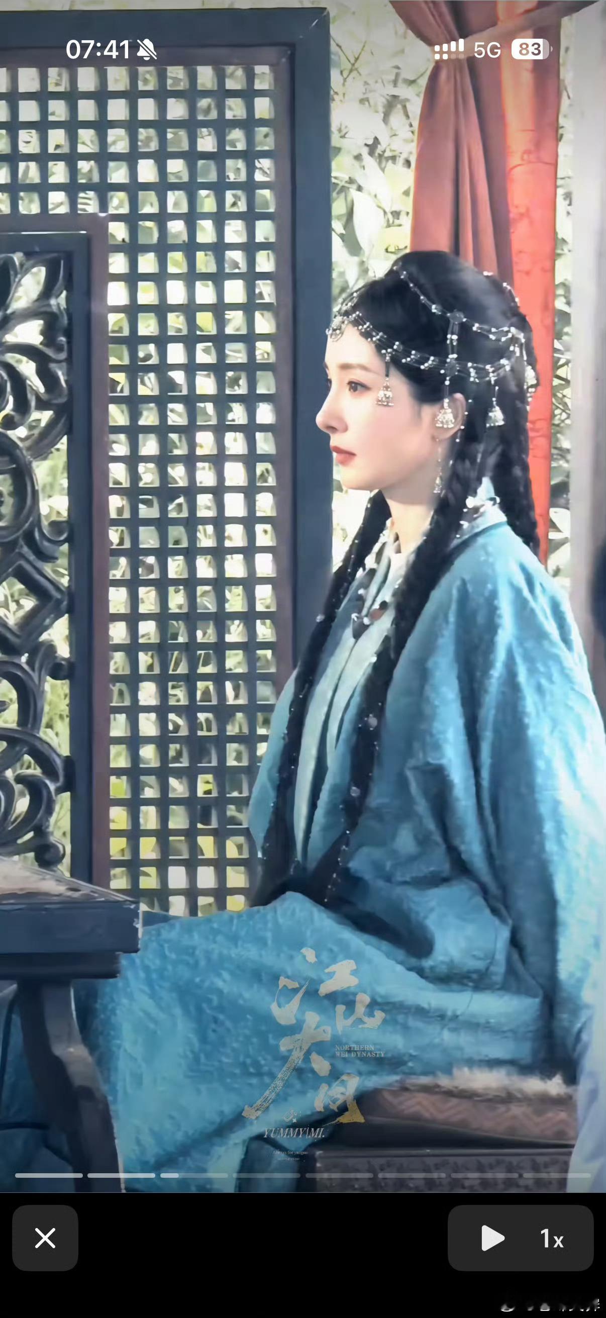 杨幂芒种晒水果和小猫果然是棒棒的她