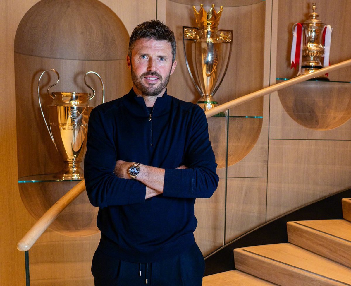 📢 最新消息：曼联在过去几天，甚至今天，一直在与迈克尔·卡里克讨论转会市场上可