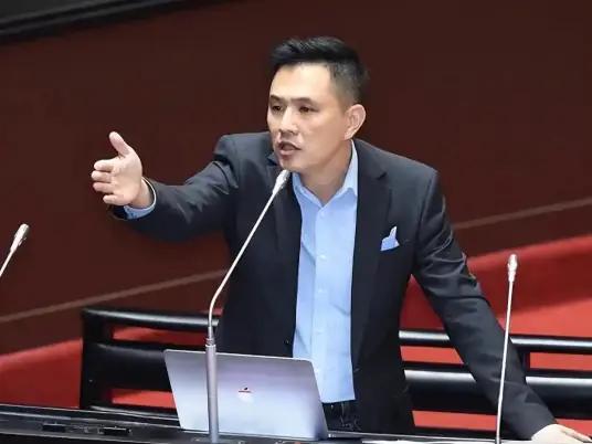 就在刚刚，

国民党文传会发表声明，

7月20日，针对赖清德昨天在民进党全代会