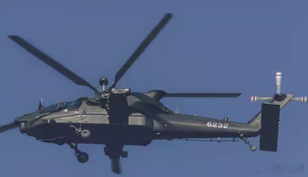 中国直-21 试飞引关注，性能超越美国阿帕奇！近日，尾部编号为“6232”的中国