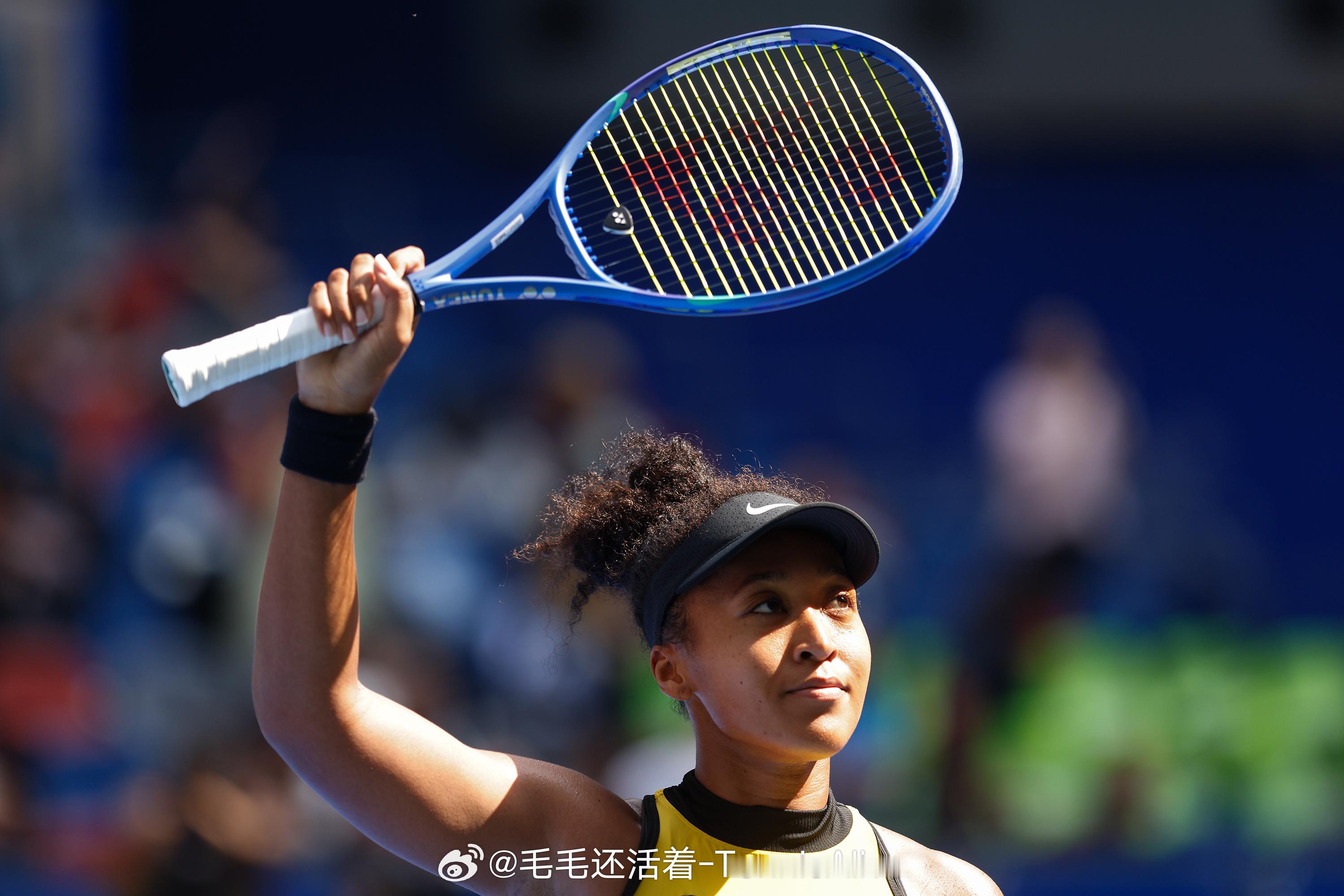 【2020年后女运动员福布斯榜前五】2020:大坂直美3740w美金小威廉姆斯3