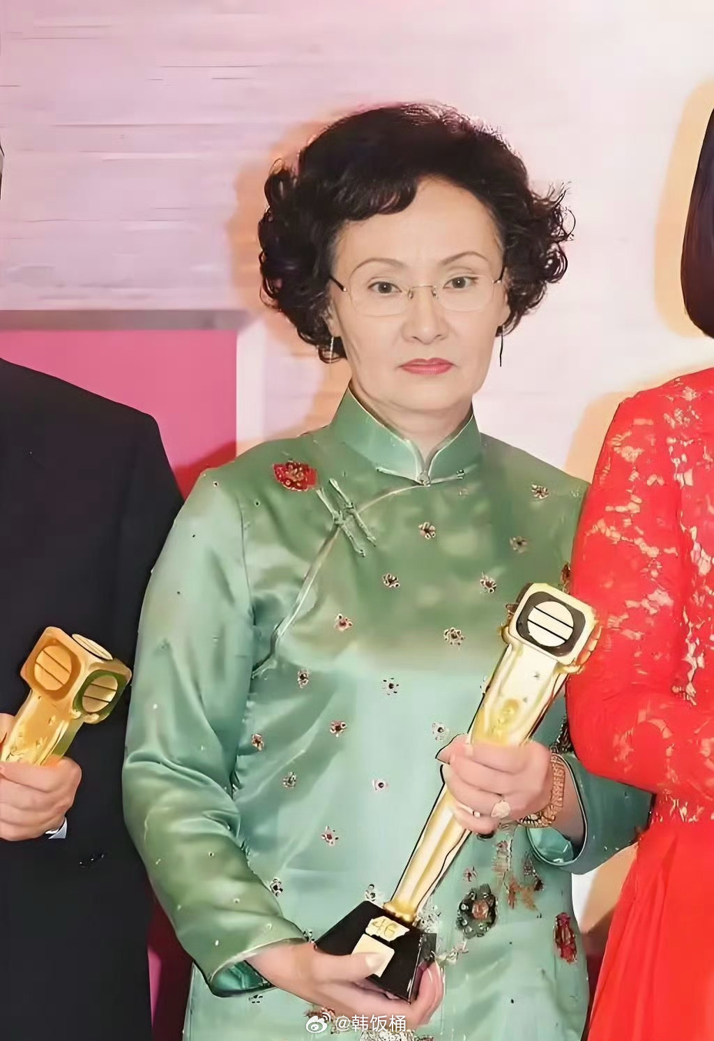 感觉一直不断在离别，像慢慢看着一个时代的落幕TVB演员雪妮病逝 ​​​