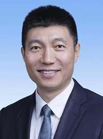 中戏的大瓜终于爆熟了！老郝进馆了。
作为1971年出生，本院毕业，又在母校做到顶