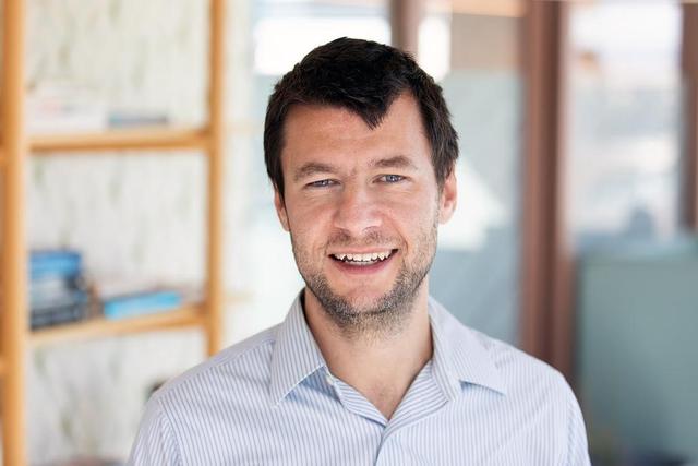 扩散语言模型写代码，速度比自回归快10倍