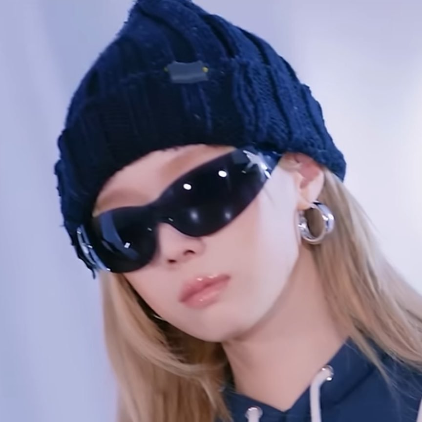 🐶：墨镜一带谁也不爱 ​​​