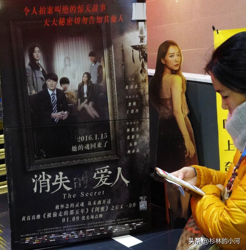 并肩向上：这才是最高级的撒糖

谈恋爱，岂止是牵手看花？
最高级的亲密关系，是两