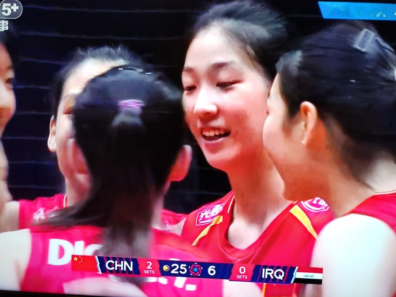 2026年8月22号女排亚锦赛中国女排对阵伊拉克女排，前两局中国女排25：4，2