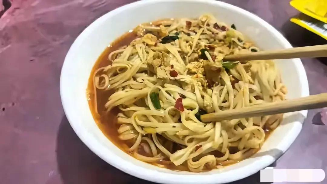 “太暖了！”安徽滁州，男子兼职网约车司机，突然接到一近800公里的大单，送一大哥