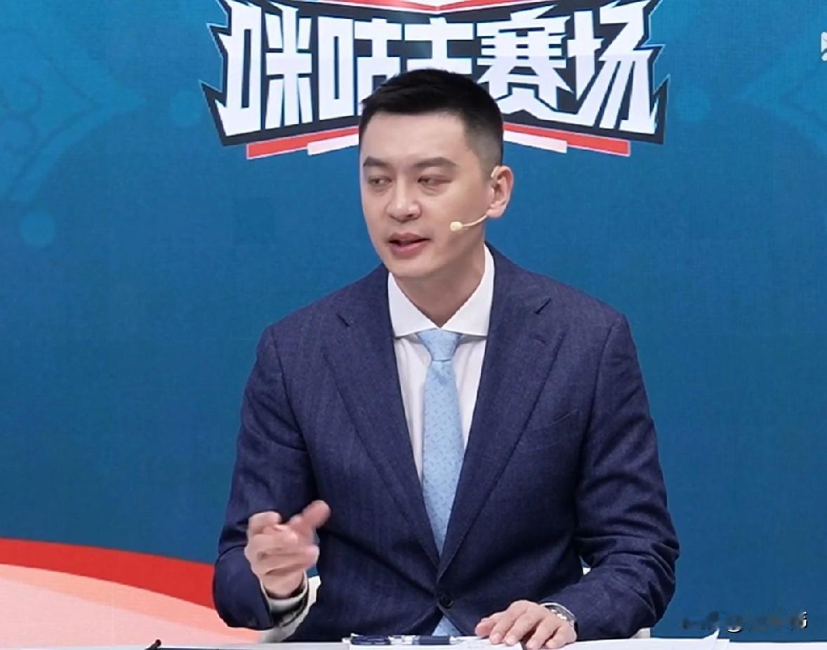 满分！杨鸣谈中国男篮逆转取胜：

“今天上半场中国男篮手紧。”

“有很多被动的