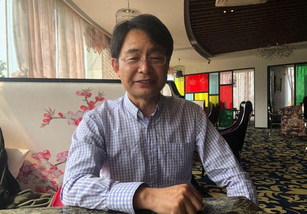 “清华博士”“半导体行业”“留学归来”……当这些关键词放在一起，任谁都会觉得这个