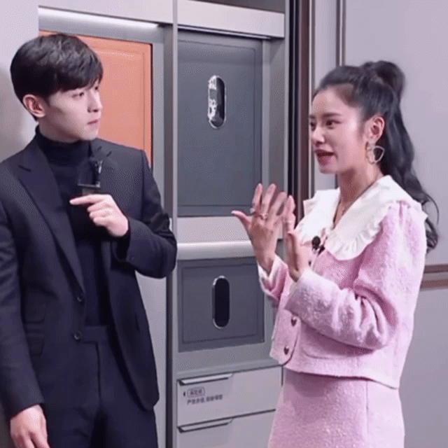 邓伦 再一次，每一次魂穿伊伊 ​​​