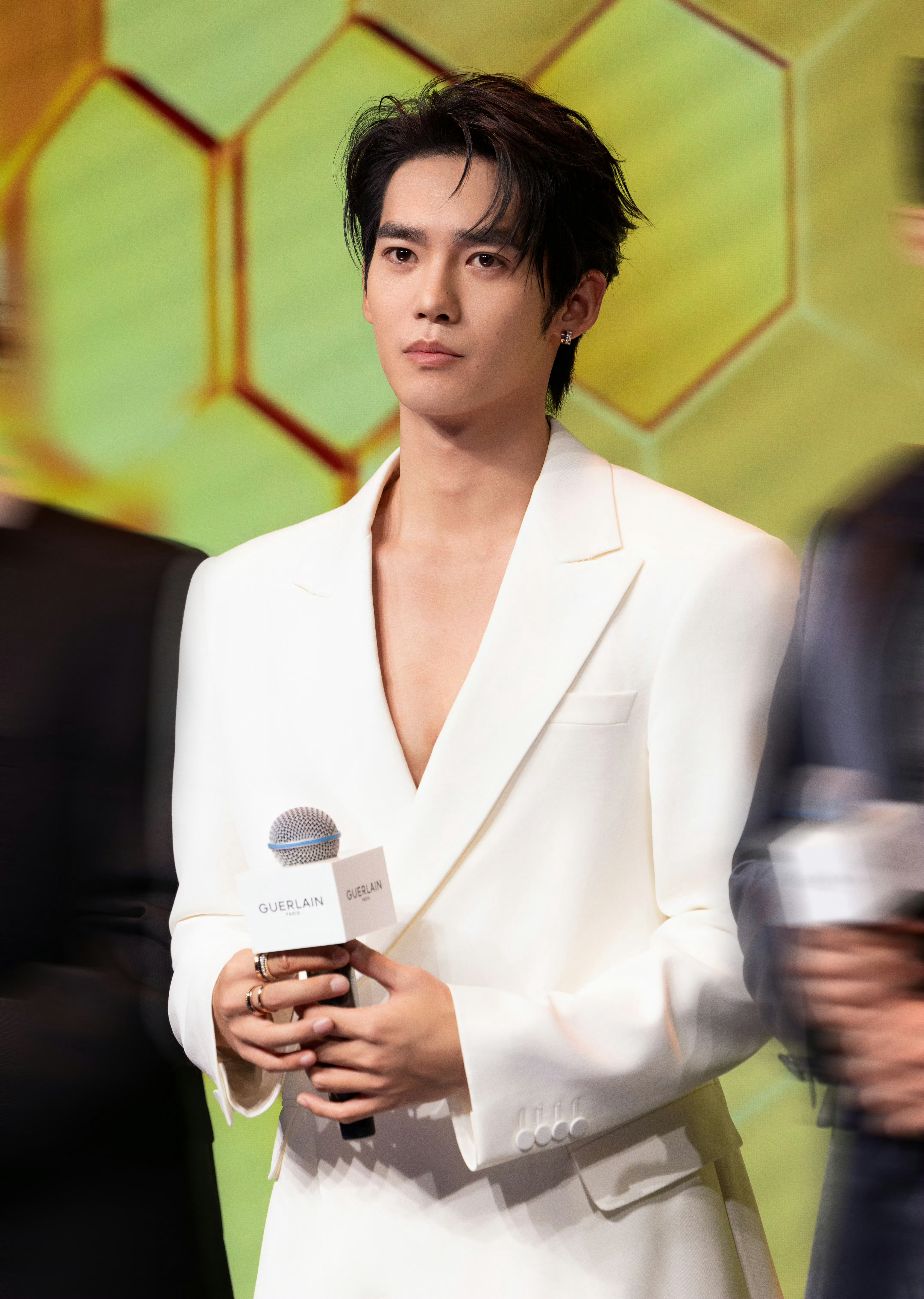 于适最近好火，阳光健康，确实好苗子#于适# ​​​