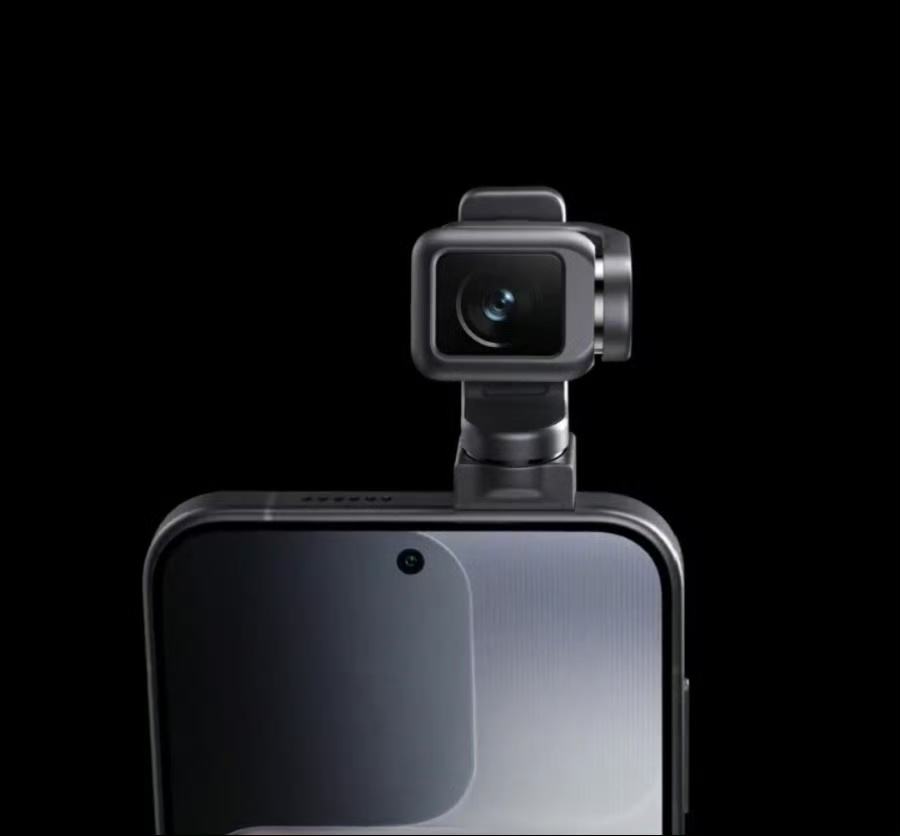 荣耀8月份将要推出的RobotPhone新机，已经完成了大部分调试工作，影像方面