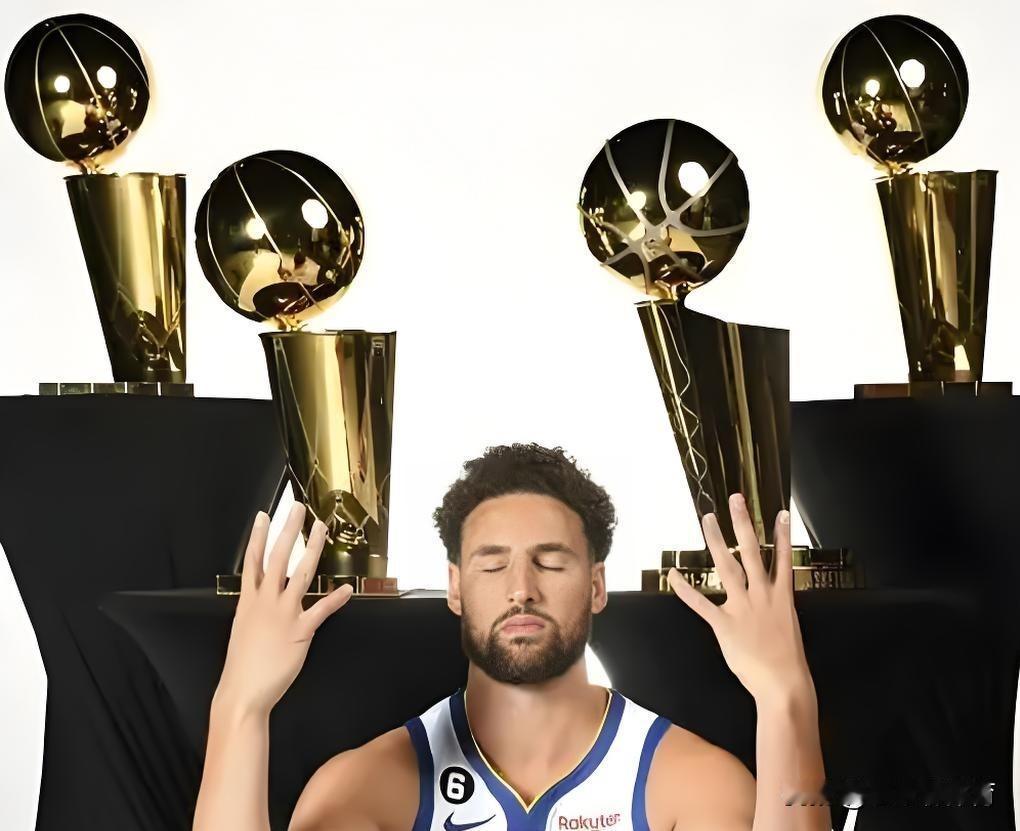 克莱汤普森的历史地位到底该如何评价？
最近，一些NBA名嘴在讨论球星历史排名的时