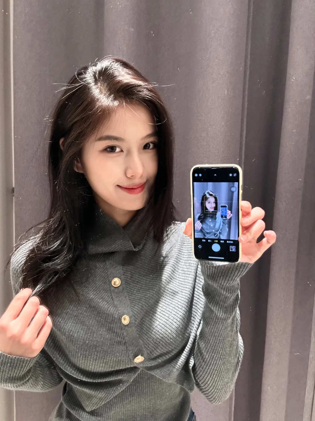 小衣服太衬肤色了