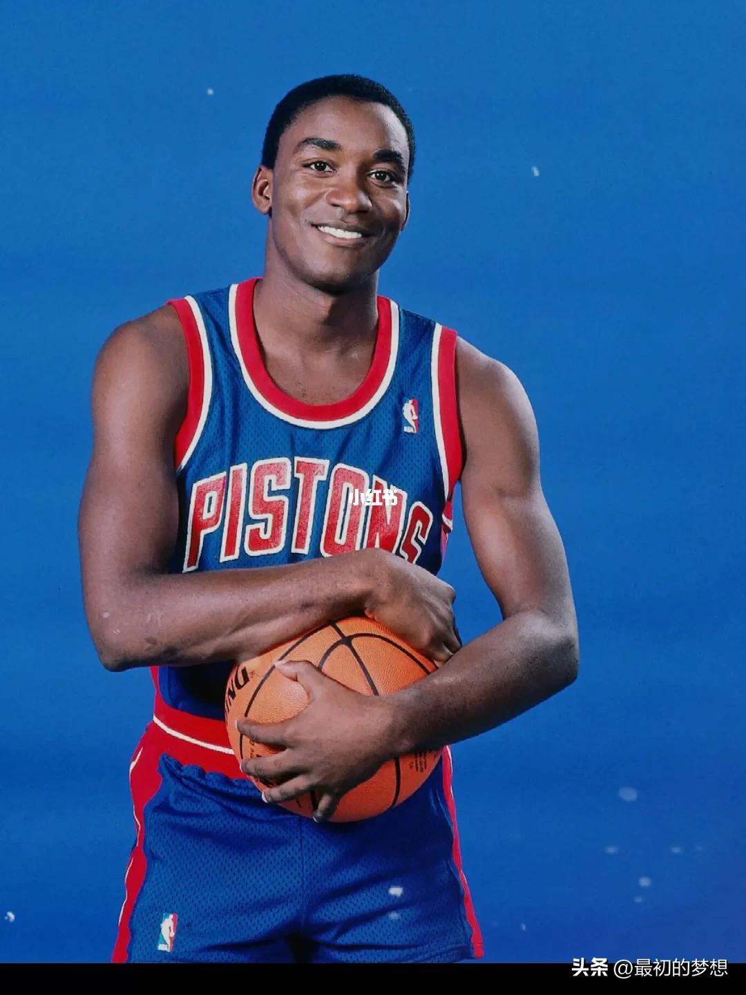 活塞队史最佳阵容！怎么总觉得缺些什么？现役球星和下面谁换一下就是无敌的阵容了？