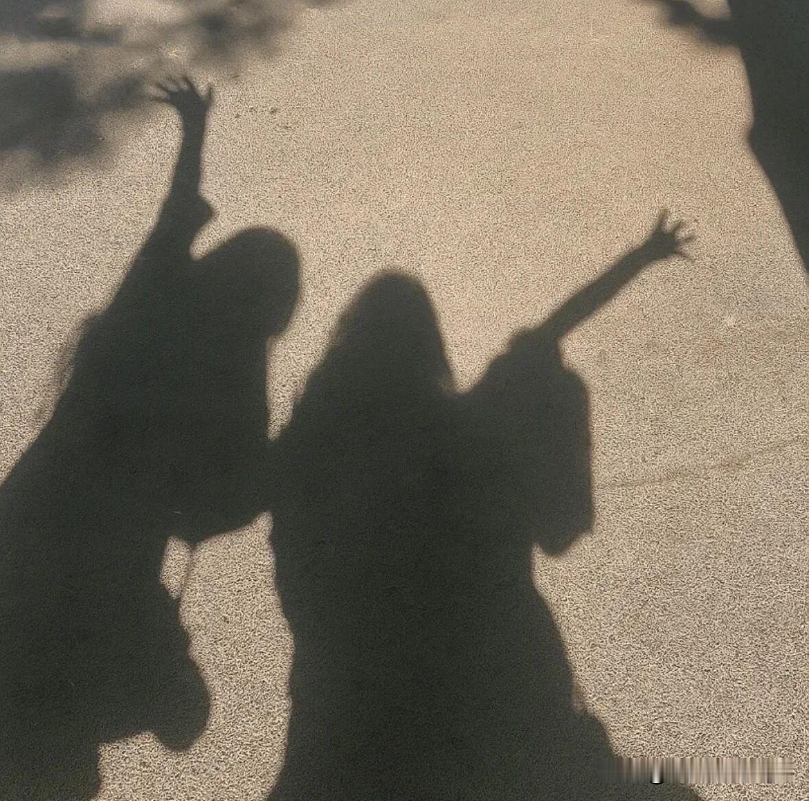 𝗹𝗲𝘁’𝘀 𝗴𝗼 💙 ˎˊ˗ z
从磁场上讲 人只有快乐 运气才会