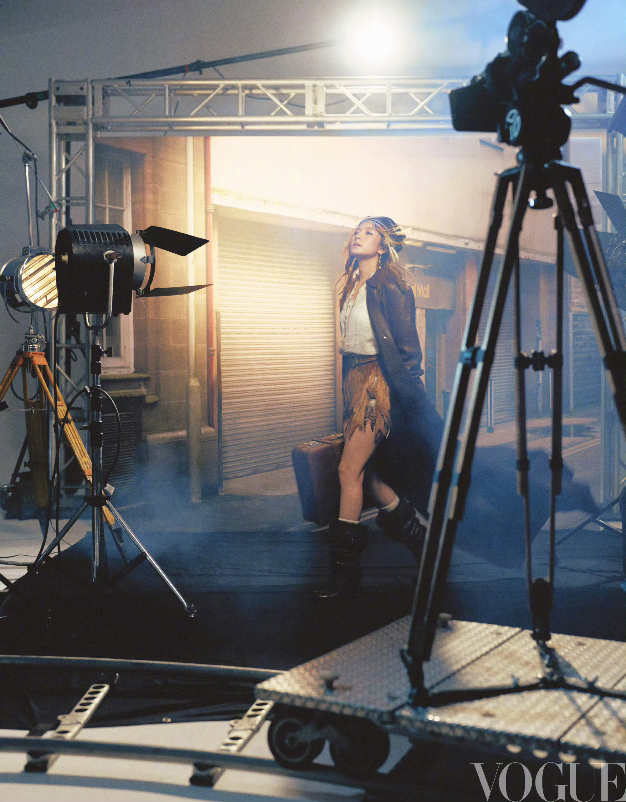 李兰迪VOGUE戏中人大片摄影：Chienyun 