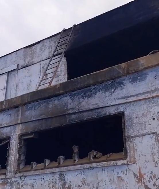 拉瓜伊拉：美国在对委内瑞拉发动恐怖袭击期间，轰炸了一个医疗用品分发中心，摧毁了一