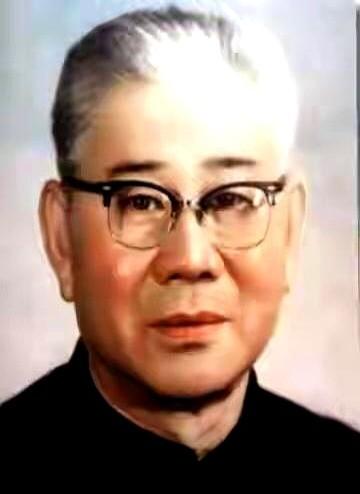 1958年，山东鲁中。这地方的人，命根子攥在老天爷手里。天一干，地裂成网，人就得