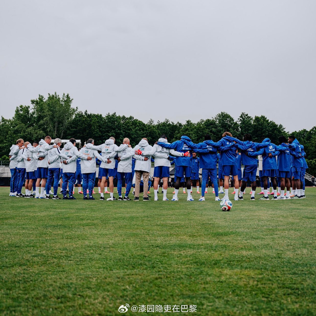 哈兰德大战姆巴佩挪威vs法国 国际足联明确表示，挪威与法国比赛前的默哀一分钟，是