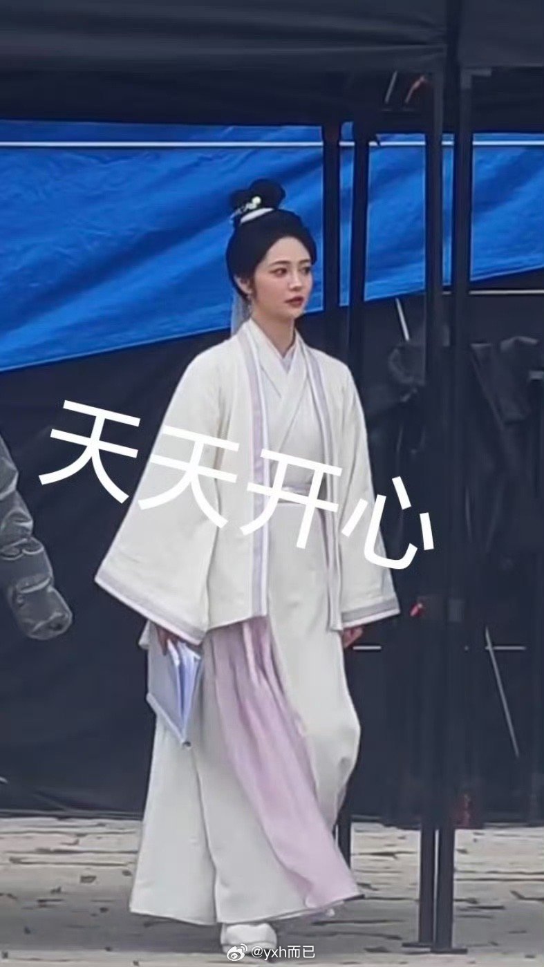 周洁琼不让江山这造型？？？？粉丝不维权吗 