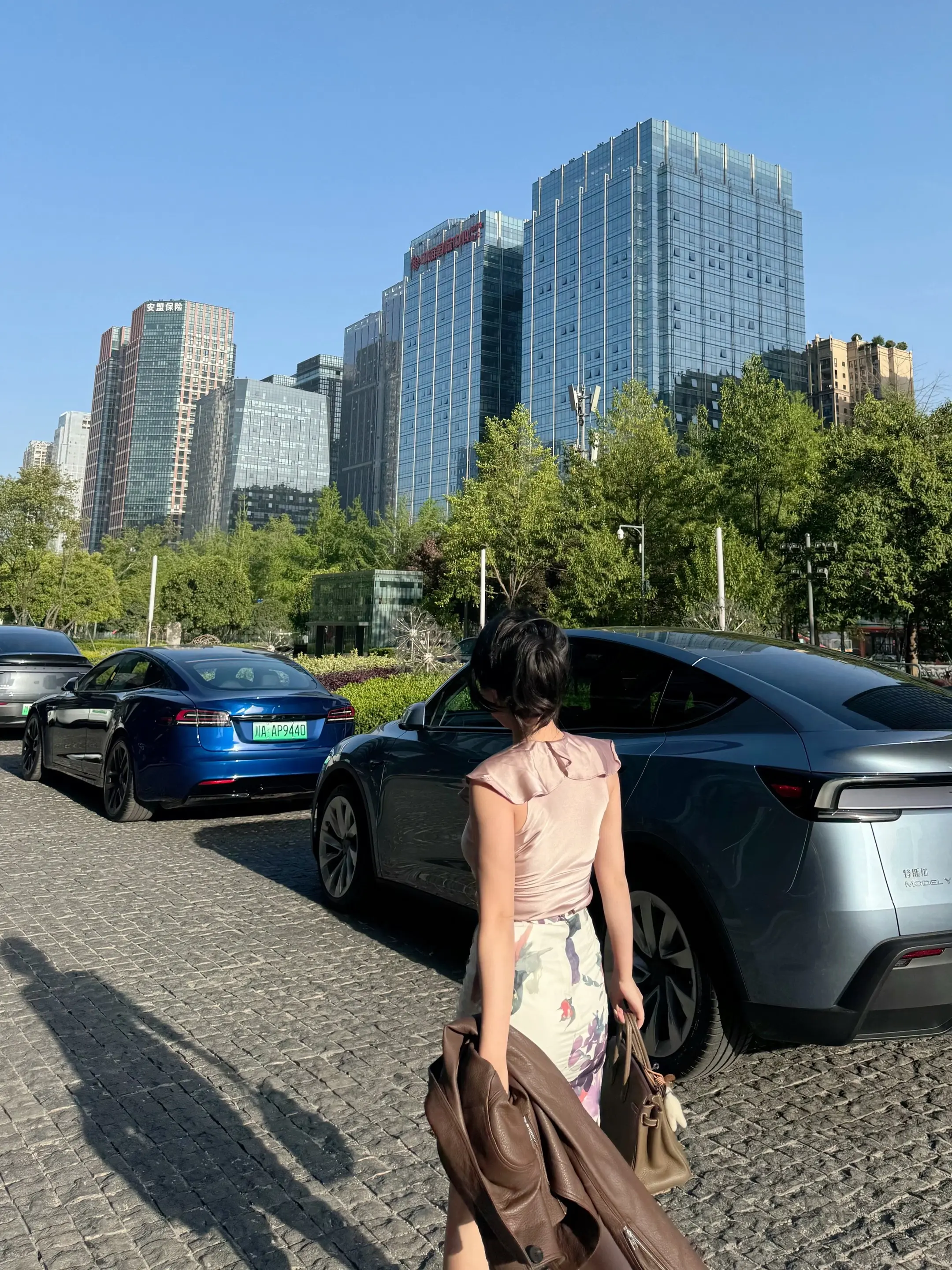 如果你是花，才会害怕春天的离开，但如果你就是春天，你永远都会有花