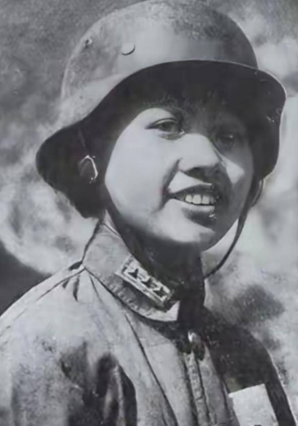 1942 年，廖耀湘听说远征军有一个女兵活着走出野人山，他大感惊奇，连忙接见她，