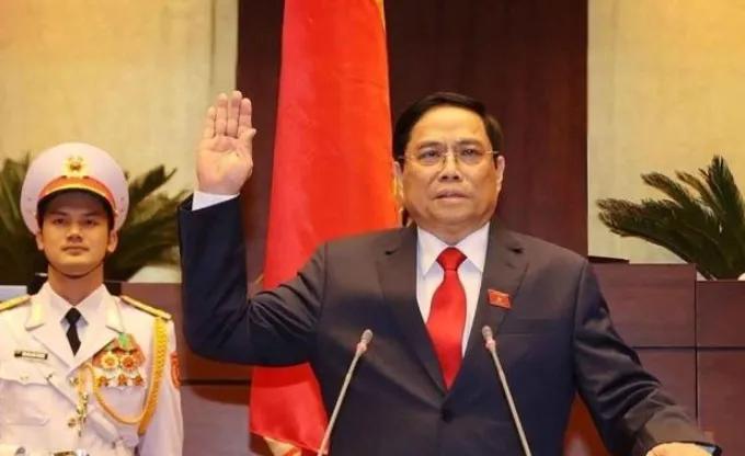 越南不再让中国转让高铁技术，越南曾觉得各国都会抢着来修他们的高铁，所以想来一个“