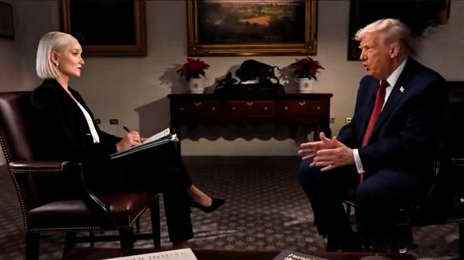 主持人:“周日，您的儿子小唐纳德·特朗普在回应记者关于您是否会放弃乌克兰的提问时