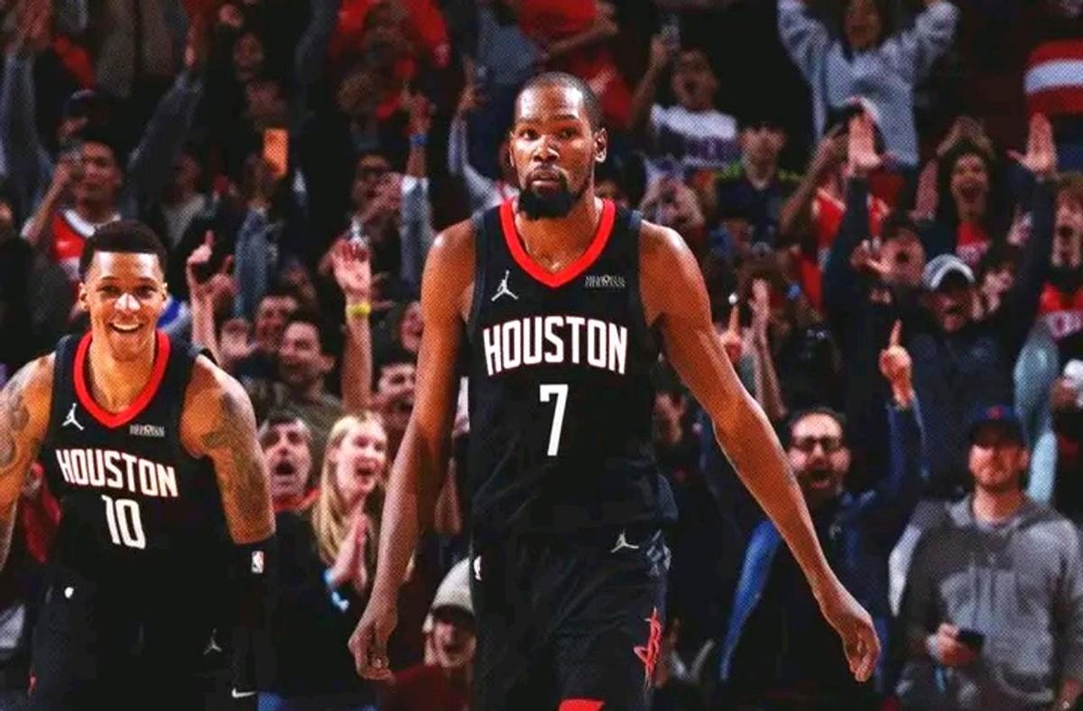 火箭球迷最大的痛苦，不是输球，而是想错了方向。

管理层压根就没想过今年冲冠，他