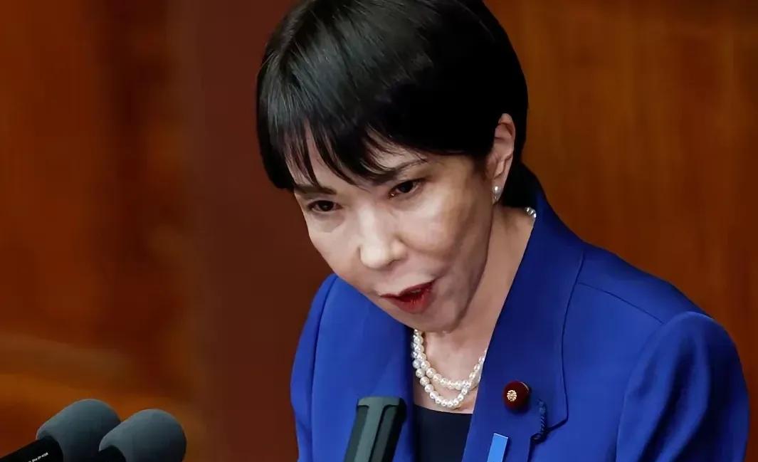 日本突然宣布了
 
11月27日，日本回应：“美媒透露‘特朗普敲打高市，不要在涉