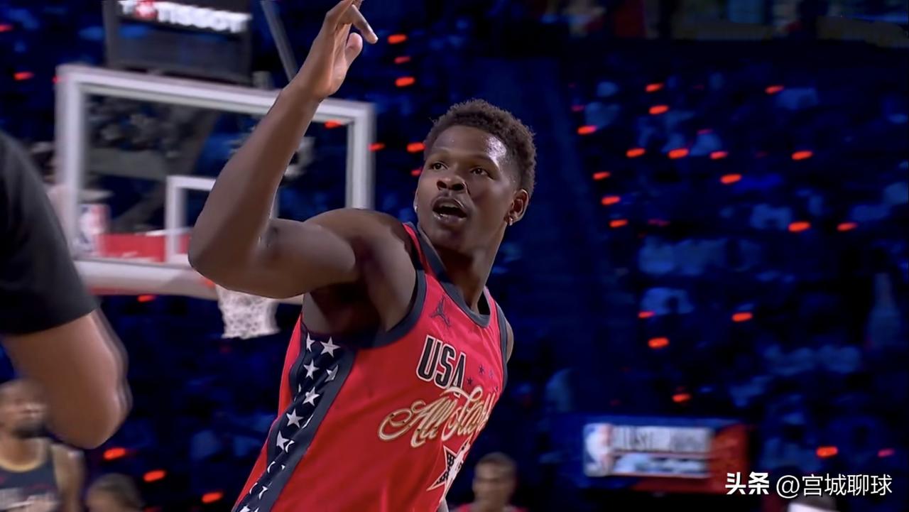 下赛季斯通能交易来爱德华兹就好了，火箭太需要一位基石球员了，显然申京、阿门等都不