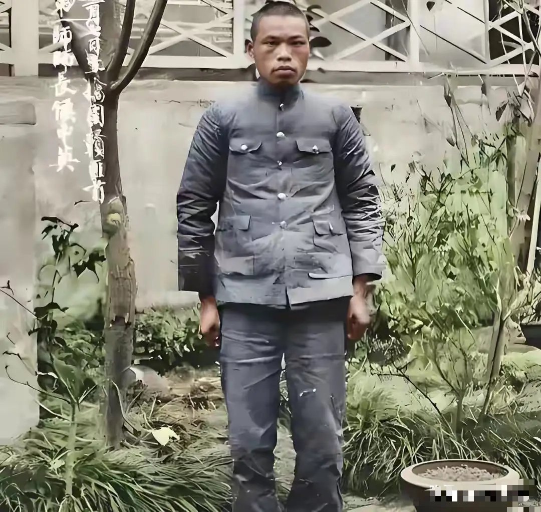 1932年被俘红军师长侯中英留影，宁死不屈，用生命坚守革命信仰 