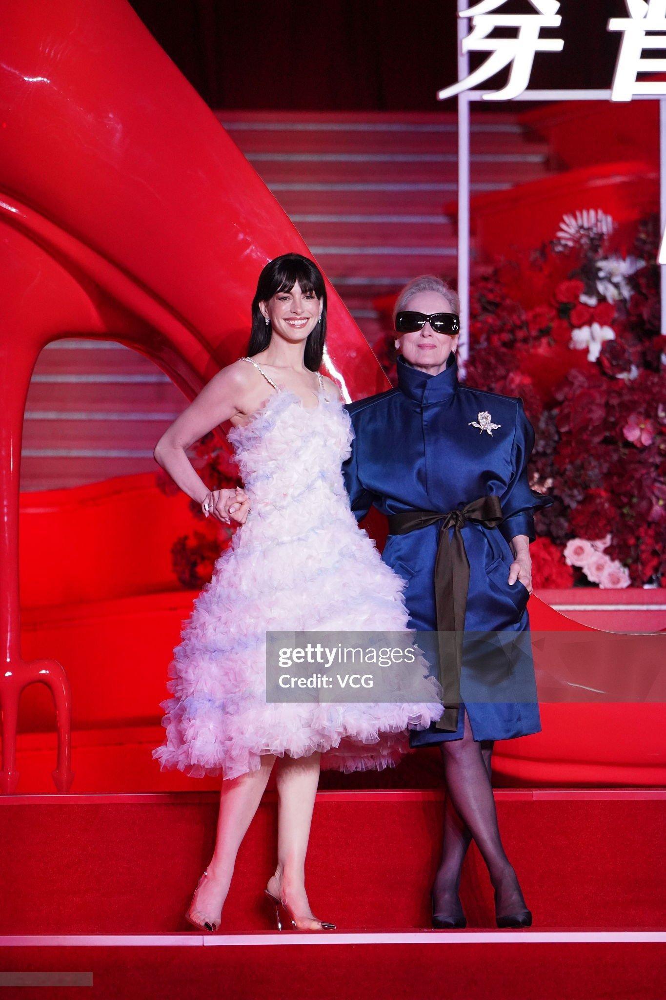 穿普拉达的女王2中国首映礼 今晚的三位 “Prada” 女王  ～  👑 