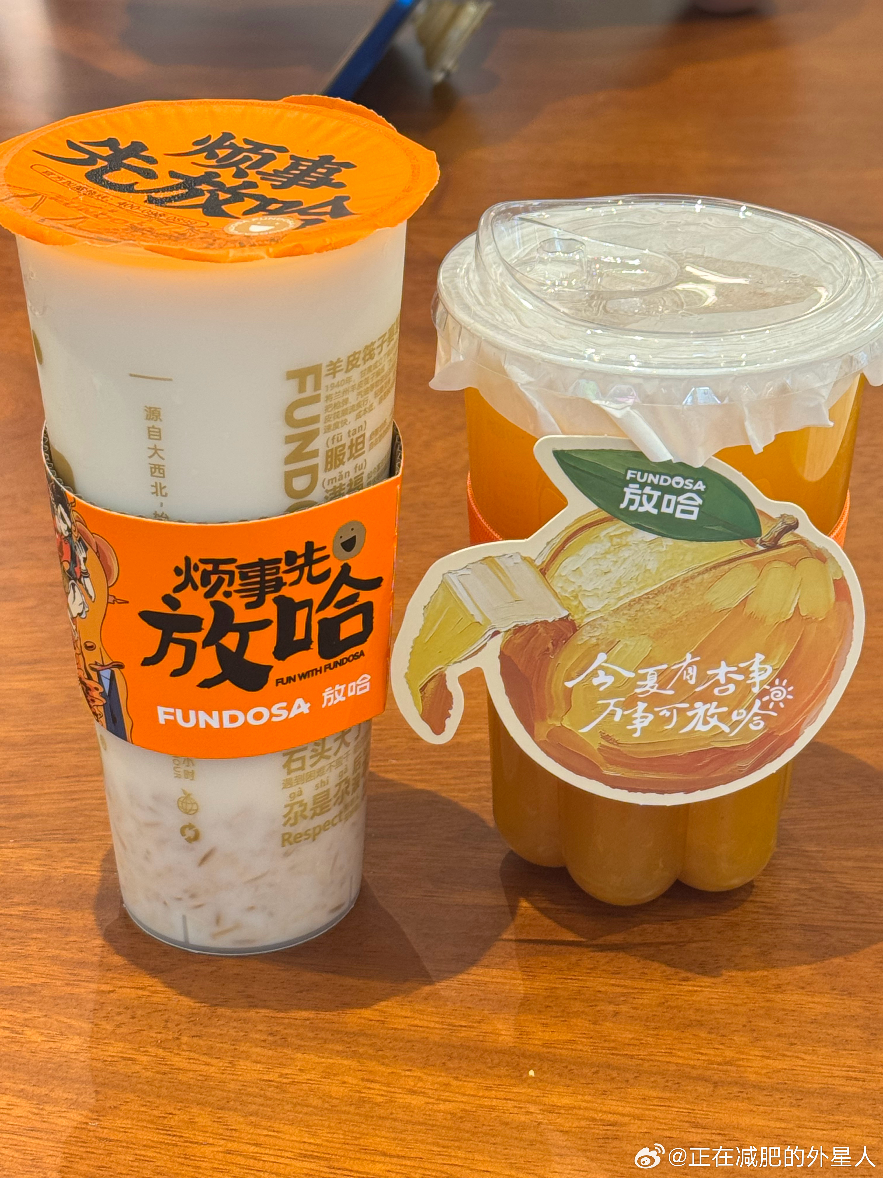 虹桥天地的寿司郎竟然不用排队，运气咋这么好。确实很好吃！（烦心事先放哈。） 上海