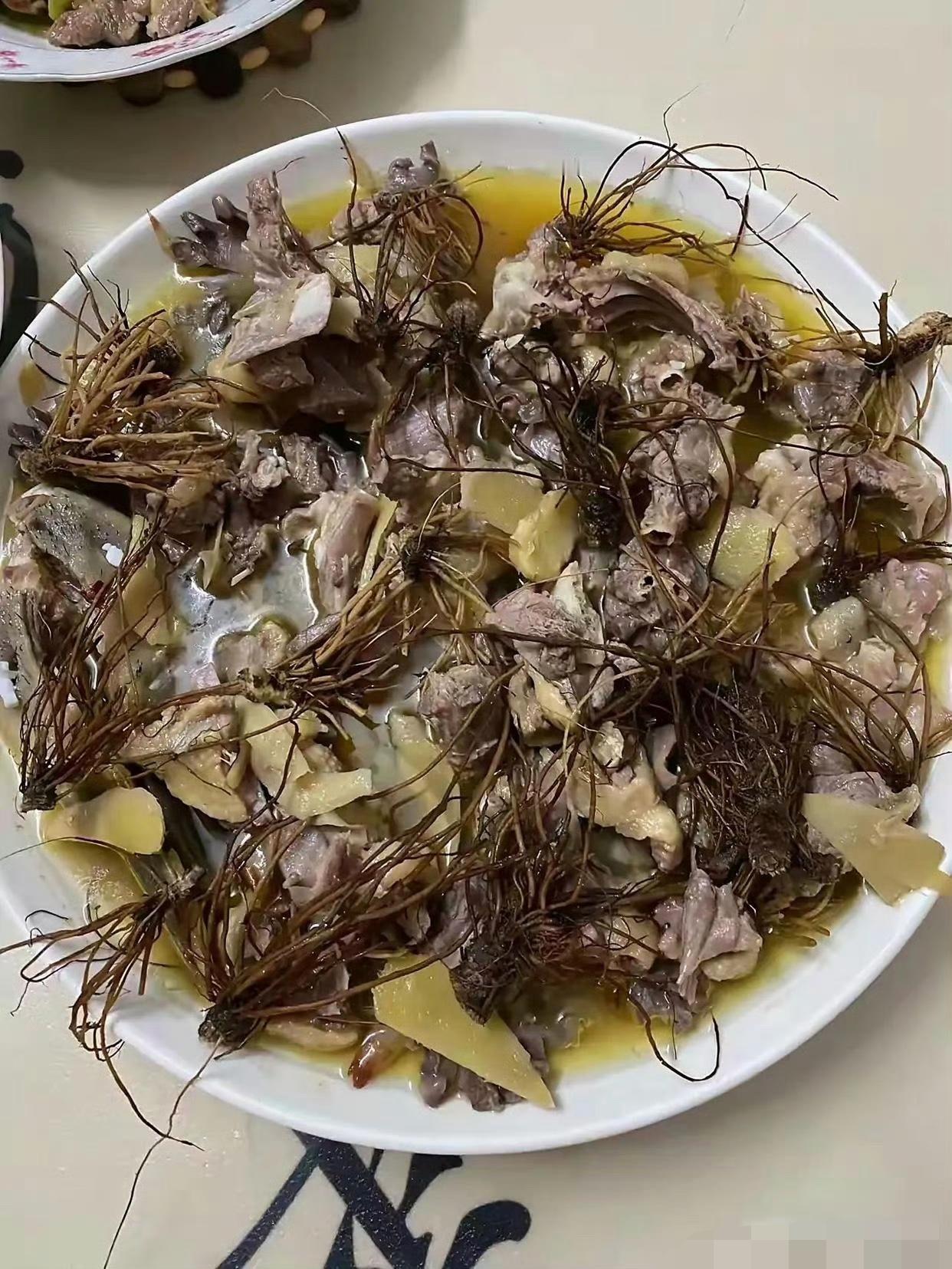 广东人应该知道这盘菜的含金量，其他地方的人知道这是什么吗。