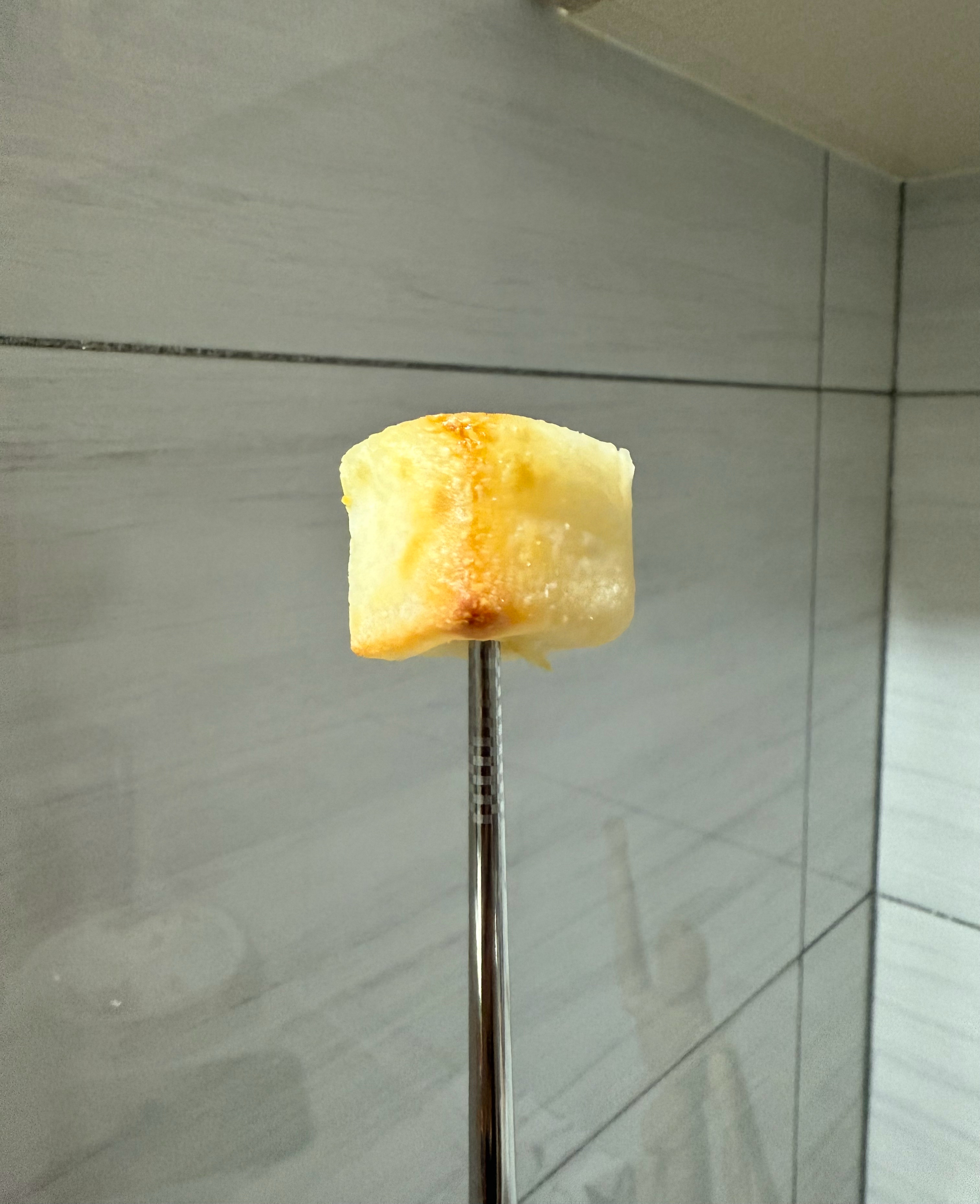 我们内蒙古人的烤棉花糖： 