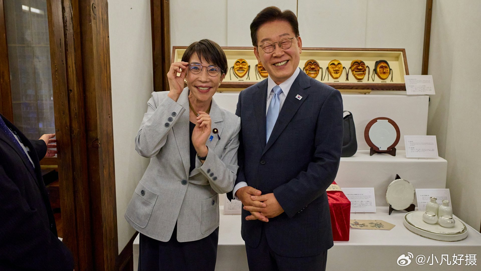 8日，韩国总统李在明在青瓦台举行就任一周年记者会。会上，李在明排除了近期扩大与日