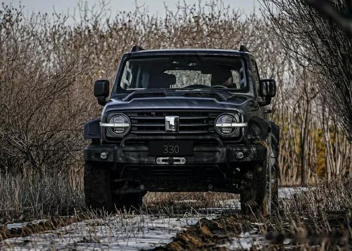还有谁？3.0T V6双涡轮增压发动机+越野！
3月11日坦克官网公布了坦克33