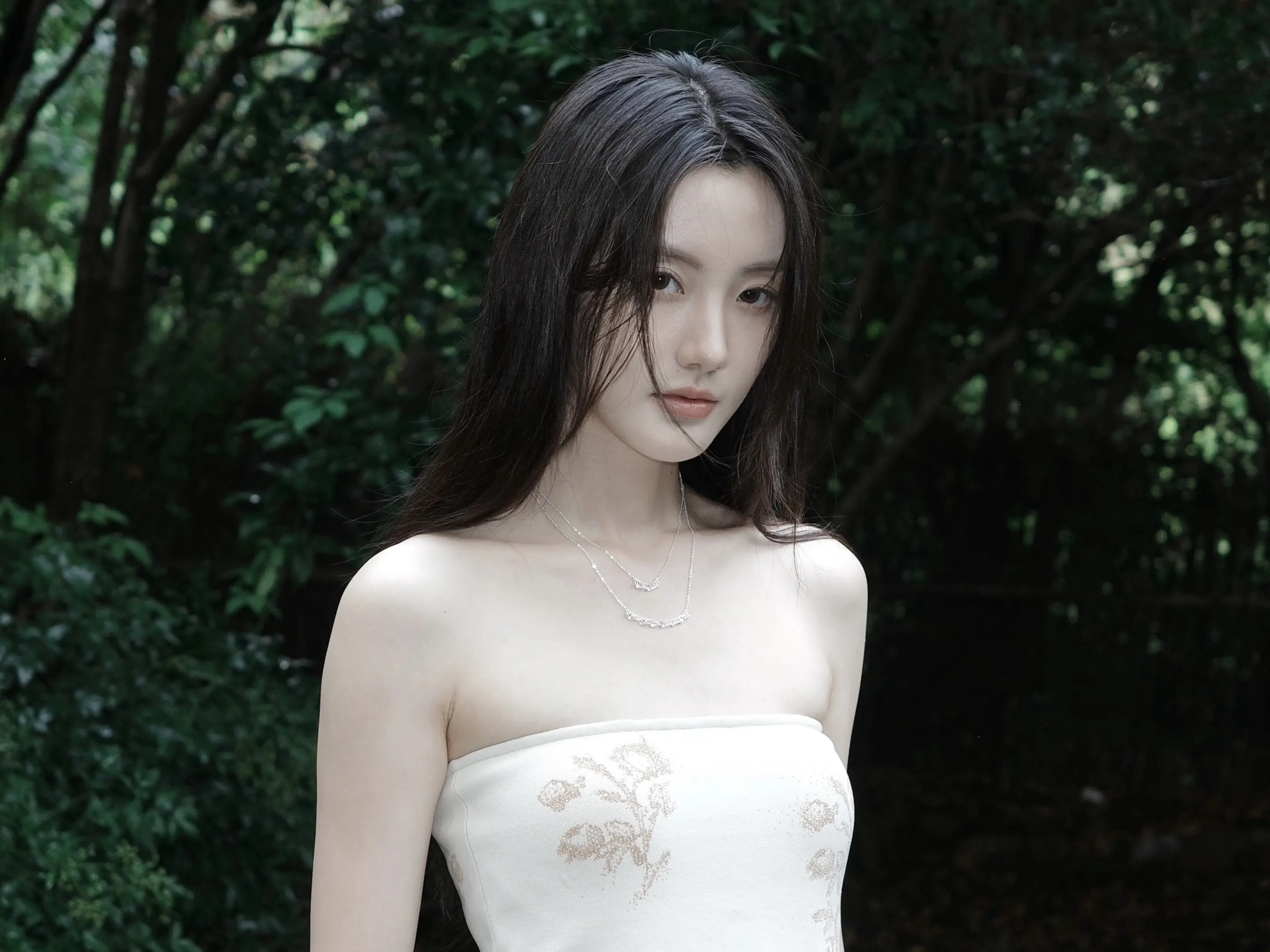 自己的伞 胜过任何人的屋檐