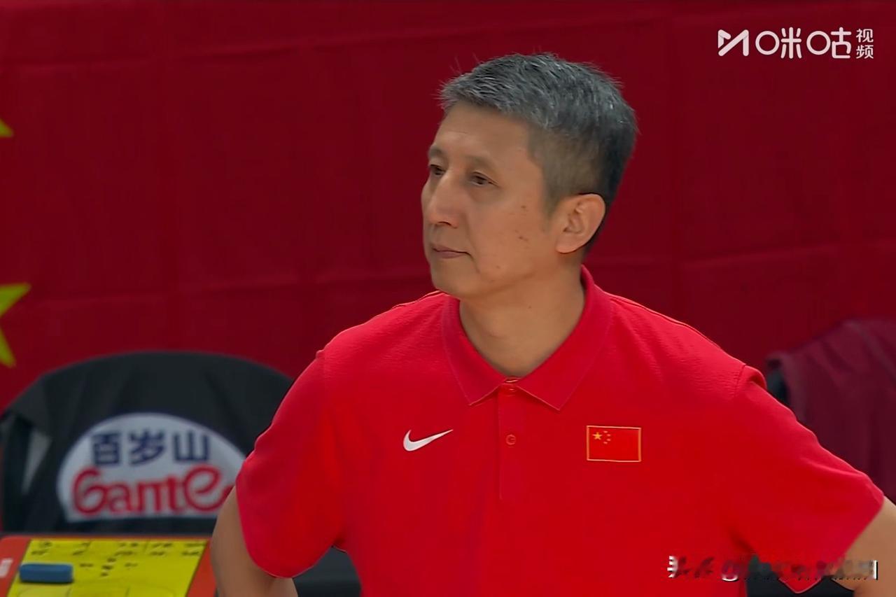 中国篮球：老叔代表了“趋势”，老宫代表了“颓势”

老叔重用老将胡金秋和赵睿，老