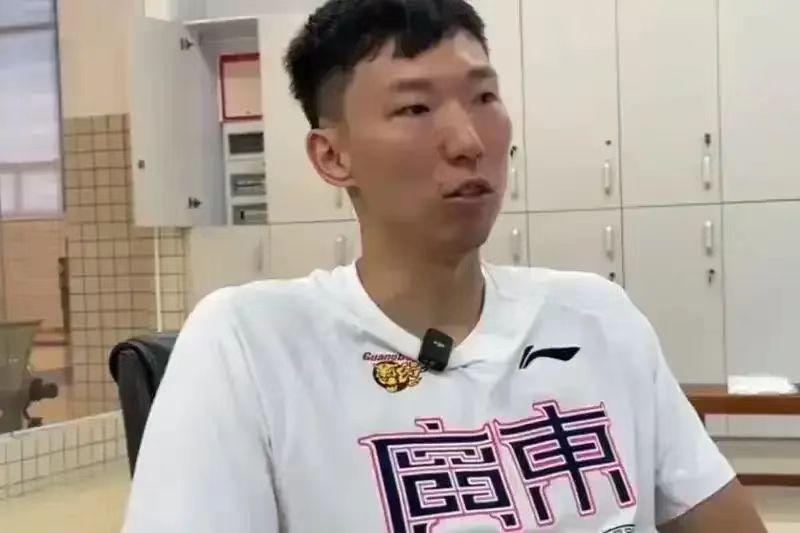 周琦会成为广东华南虎男篮的救世主吗？
如果说广东男篮不敌卫冕冠军辽宁队还有情可原