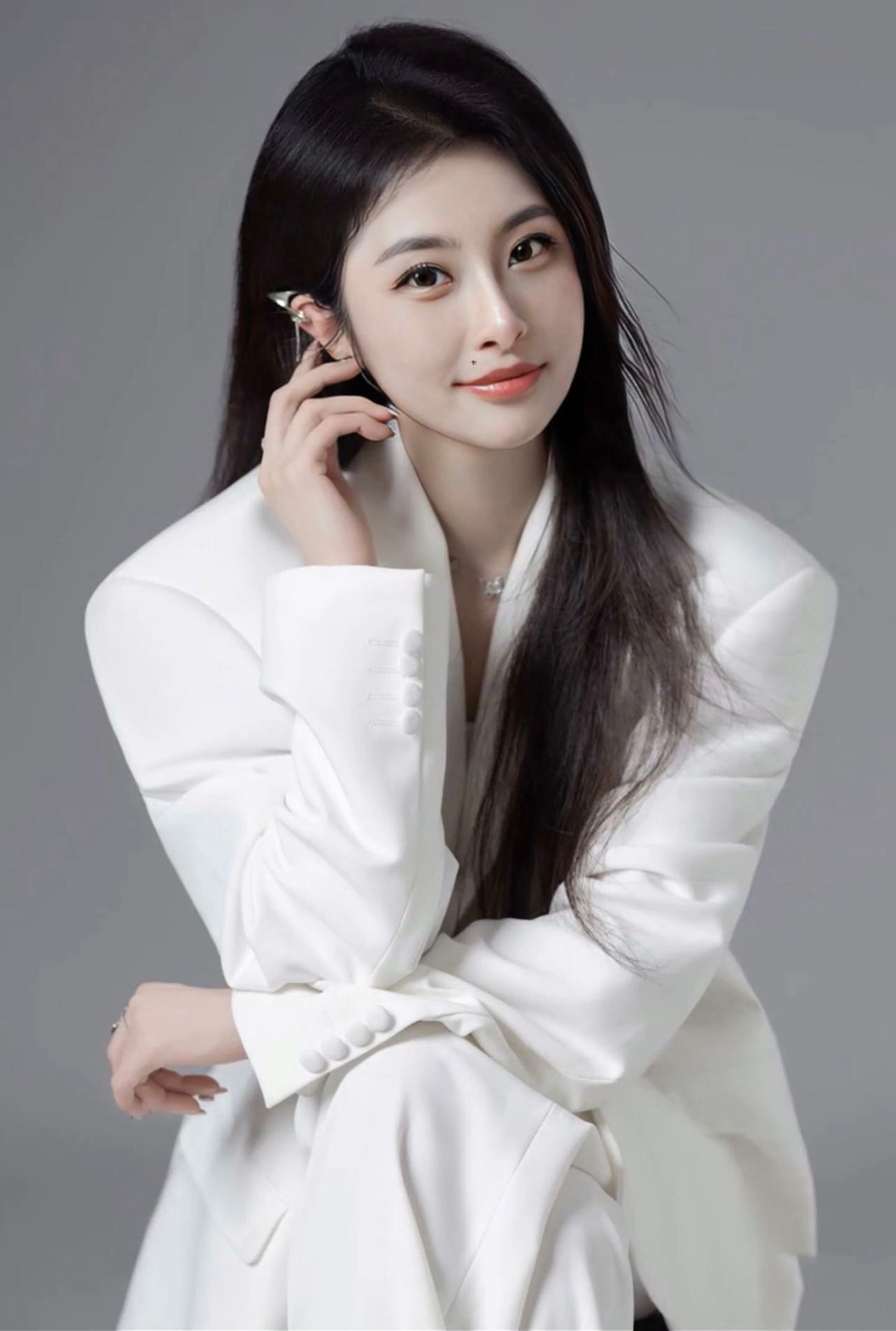 在上海气质模特美女 ​​​