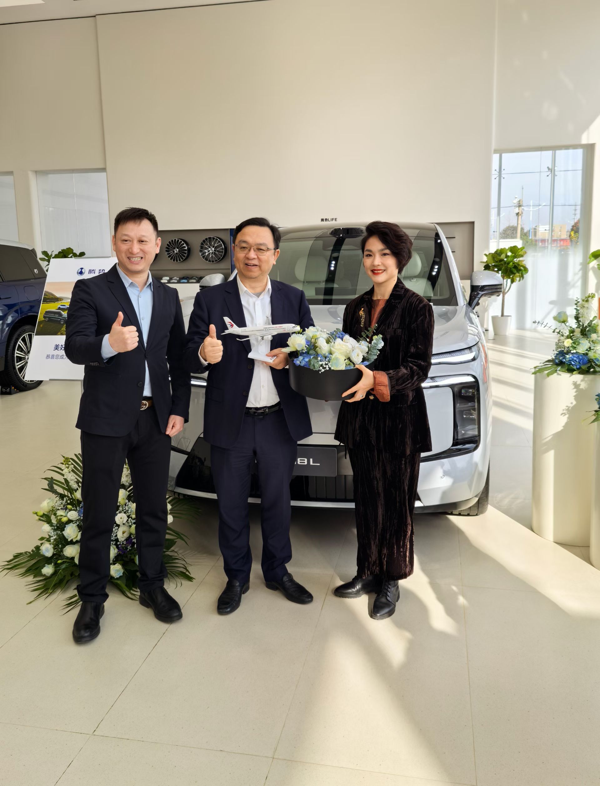 王传福又交车了，我感觉船夫哥同时也是跑在最一线最前线在做市场调研，在做2026年