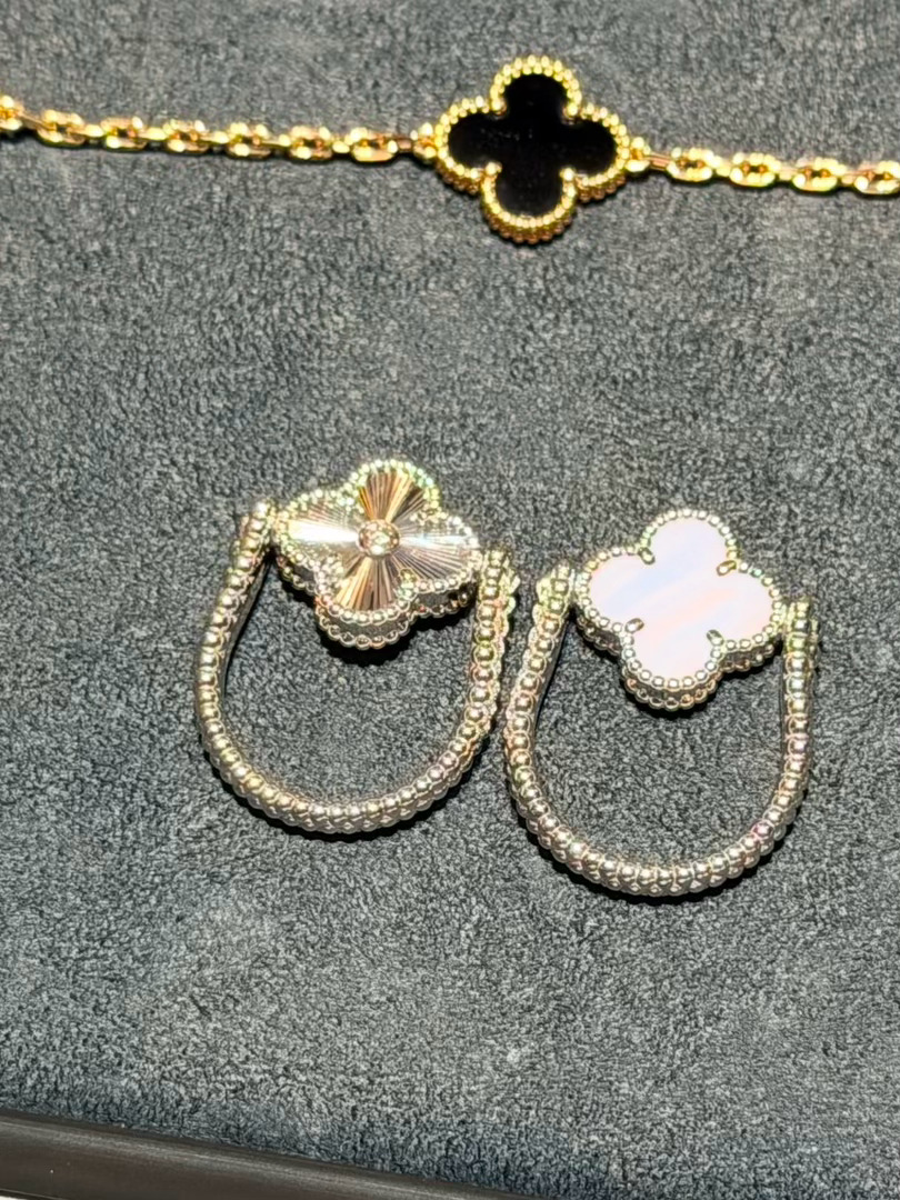 紫玉髓白金镭射钻石一款两戴式翻转戒指💍 福州