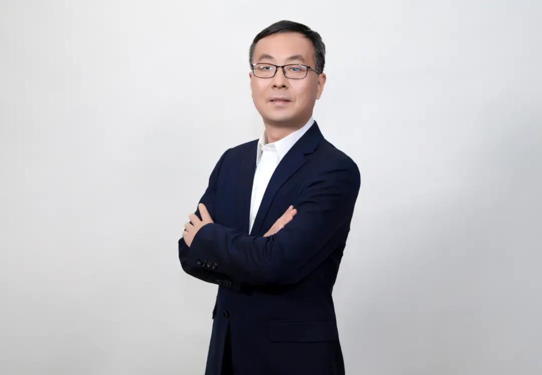 某运营商集团空缺的副总经理确定  由他们担任。知情人士向运营商财经网透露，中国移
