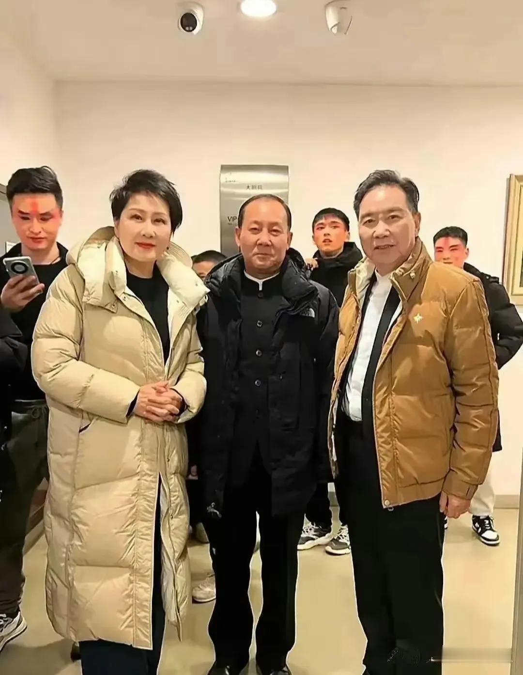 唉！不整容不成活吗？贤惠的“刘慧芳”也做脸了，娱乐圈还有几个是原装的？