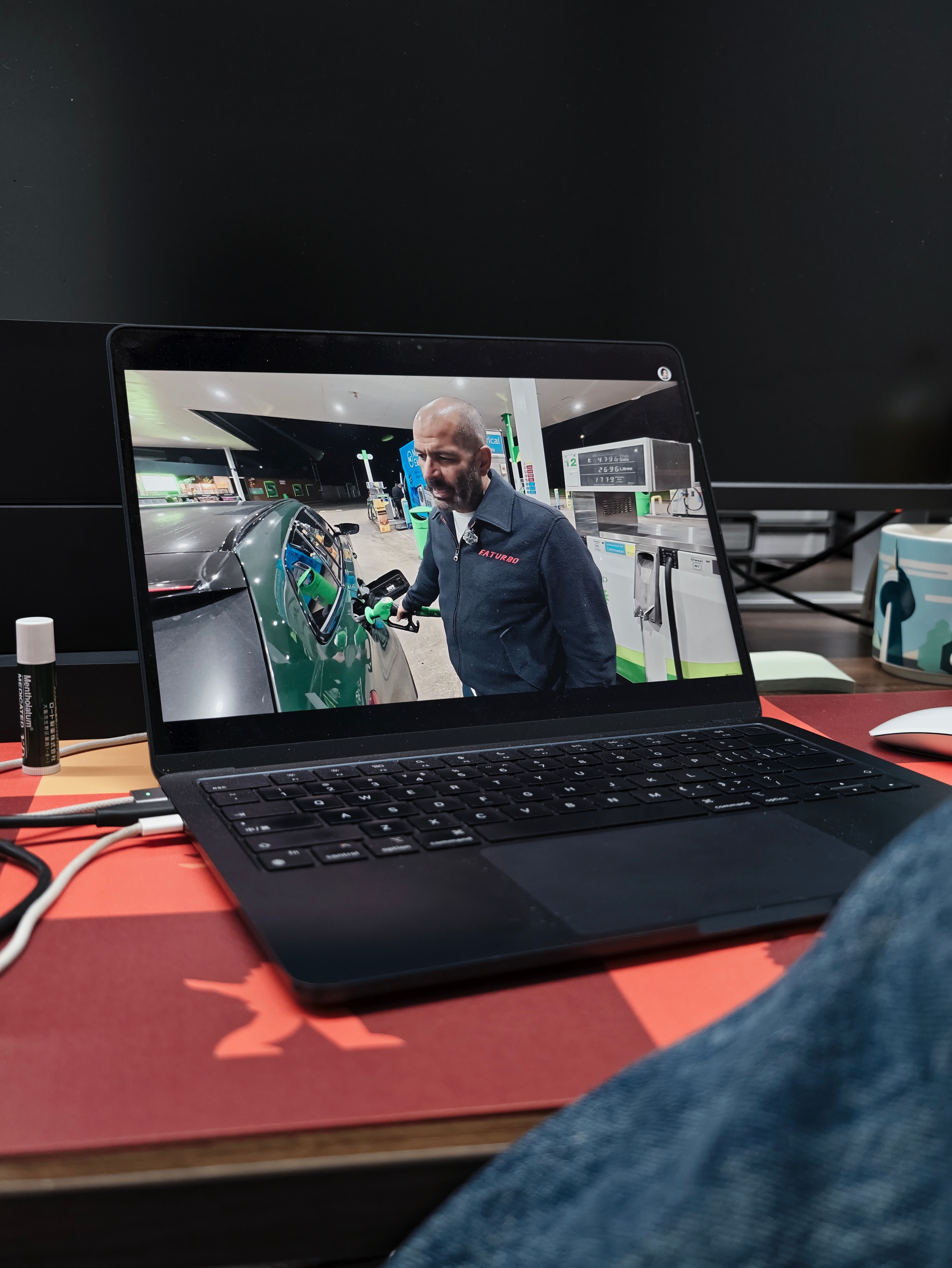 难得休息半天，最近行程太密了，熬夜成习惯，真不太好，看看Chris Harris